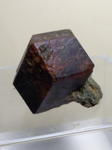 Almandine<br />Ötz Valley, North Tyrol, Tyrol/Tirol, Austria<br />45 x 38 mm<br /> (Author: Sante Celiberti)