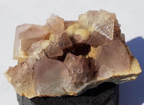 Fluorite<br />Yongping Mine, Yongping, Yanshan, Shangrao Prefecture, Jiangxi Province, China<br />3 x 2,5 cm<br /> (Author: Volkmar Stingl)