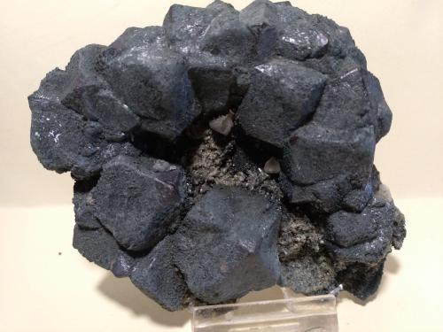 Magnetite, Calcite<br />Dashkesan deposit, Dashkesan, Dashkesan District, Republic of Azerbaijan<br />11,5 x 9 cm<br /> (Author: Sante Celiberti)