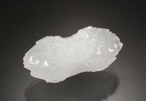 Quartz<br />Bu Craa (Bou Craa), Provincia Laâyoune, Región Laâyoune-Boujdour-Sakia El Hamra, Marruecos (Sahara Occidental)<br />3.0 x 1.5 cm<br /> (Author: Michael Shaw)