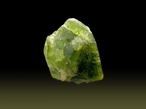 Diopside<br />Koksha Valley, Khash & Kuran Wa Munjan Districts, Badakhshan Province, Afghanistan<br />35 mm x 31 mm x 16 mm<br /> (Author: Firmo Espinar)