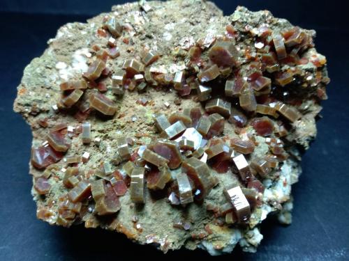 Vanadinite<br />Mibladen (Mibladen mining district), Midelt, Midelt Province, Drâa-Tafilalet Region, Morocco<br />10,5 x 9,5 cm<br /> (Author: Sante Celiberti)