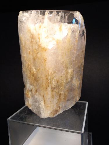 Danburite<br />Charcas, Municipio Charcas, San Luis Potosí, México<br />10,2 x 6,3 cm<br /> (Author: Sante Celiberti)