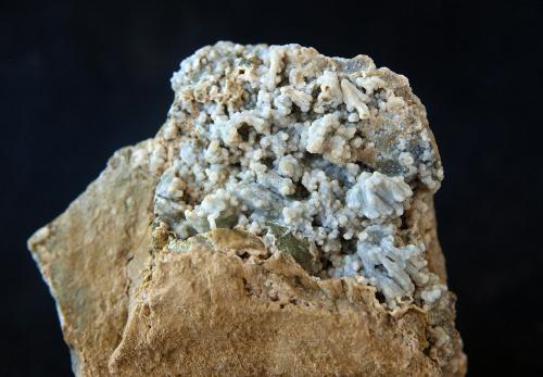 Clinoptilolita<br />Volcán Cabezo Negro de Zeneta, Murcia, Comarca Huerta de Murcia, Región de Murcia (Murcia), España<br />8 x 7 cm<br /> (Autor: Pedro Antonio)