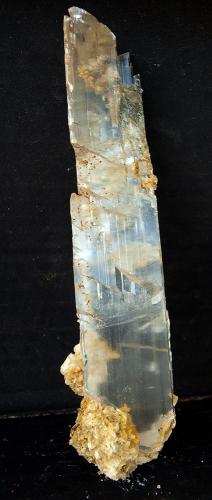 Yeso<br />Las Amoladoras Quarries, Verdegás, Alicante/Alacant, Comarca Campo de Alicante, Alicante / Alacant, Valencian Community / Comunitat Valenciana, Spain<br />17 x 5 cm<br /> (Autor: Pedro Antonio)