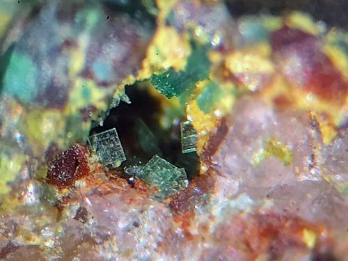 Zeunerita<br />Eureka Mine, Castell-estaó, La Torre de Cabdella, Comarca Pallars Jussà, Lérida / Lleida, Catalonia / Catalunya, Spain<br />CV 3 mm<br /> (Autor: Joan Niella)