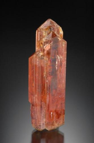 Topaz ( triple "imperial" ) 
Ouro Prieto, Minas Gerais, 
Brazil
6.1 x 1.7 x 1.4 cm (Author: Gail)