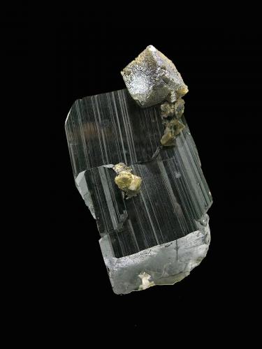 Ferberite (Wolframite Group) and Siderite<br />Tazna Mine (Tazna-Rosario Mine), Cerro Tazna, Atocha-Quechisla District, Nor Chichas Province, Potosí Department, Bolivia<br />7 x 4 cm Ferberite and 1.5 x 1.5 cm Siderite<br /> (Author: Jean Suffert)
