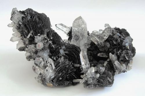 Quartz, Hematite<br />Lechang Mine, Lechang, Shaoguan Prefecture, Guangdong Province, China<br />Specimen size 16 cm<br /> (Author: Tobi)