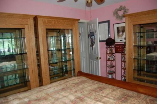 The Irv Brown Room, aka the Rose room. Three cabinets in here, the photo above shows the other one. (Author: Gail)