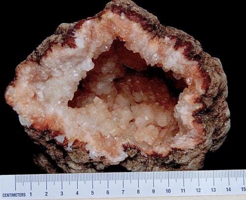 Quartz<br />Lawrence County, Indiana, USA<br />13 cm<br /> (Author: Bob Harman)