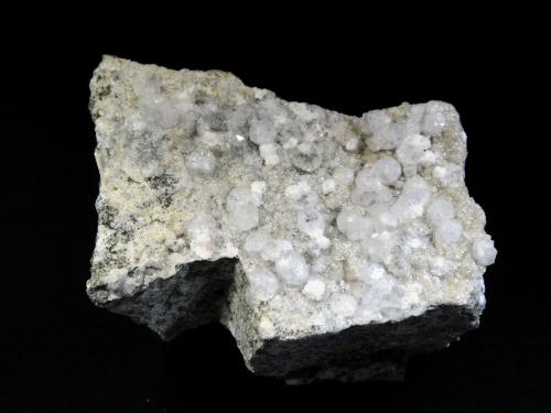 Analcima<br />Cantera de Ofita, Calpe, Comarca Marina Alta, Alicante / Alacant, Comunidad Valenciana / Comunitat Valenciana, España<br />6 x 4 cm.<br /> (Autor: Antonio P. López)