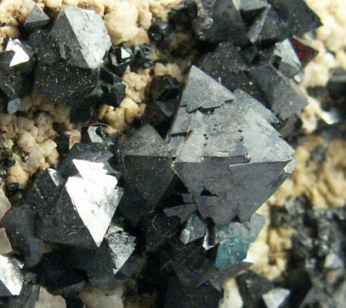 Magnetite-0112-2.jpg (Author: KDF-TX)