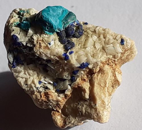 Azurite, Malachite, Dolomite<br />Ringenwechsel Mining District, Troi, District Schwaz, Inn Valley, North Tyrol, Tyrol/Tirol, Austria<br />2 x 1,5 cm<br /> (Author: Volkmar Stingl)