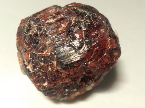 Spessartine<br />Dassu, Valle Braldu, Distrito Shigar, Gilgit-Baltistan (Áreas del Norte), Paquistán<br />34 x 33 mm<br /> (Author: Sante Celiberti)