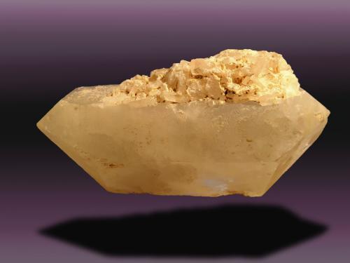 Cuarzo<br />Valdemorillo, Comarca Cuenca del Guadarrama, Community of Madrid, Spain<br />116 mm x 55 mm x 46 mm<br /> (Autor: Firmo Espinar)