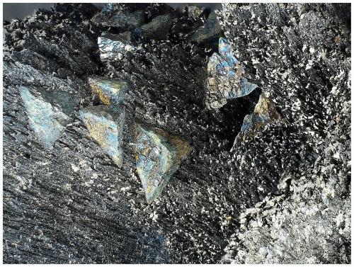 Berthierite, Stibnite, Tetrahedrite<br />Mina Herja, Chiuzbaia, Baia Sprie, Maramures, Rumanía<br />16 cm x 14 cm x 7 cm<br /> (Author: silvia)