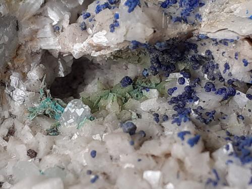Azurite, Malachite, Quartz, Dolomite, Tetrahedrite<br />Ringenwechsel Mining District, Troi, District Schwaz, Inn Valley, North Tyrol, Tyrol/Tirol, Austria<br />13,5 x 7 cm<br /> (Author: Volkmar Stingl)