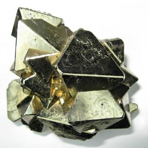 Pyrite
Huanzala mine, Huallanca, Dos de Mayo, Huánuco, Peru
65 mm x 60 mm (Author: Carles Millan)