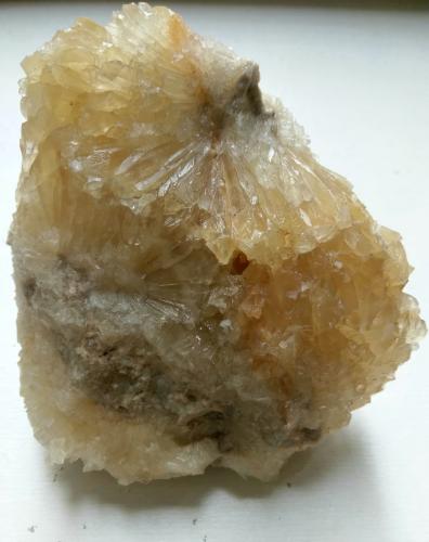 Calcite<br />Palermo, Metropolitan City of Palermo Province, Sicily, Italy<br />12x11 (3-4) cm<br /> (Author: mineralenzo)