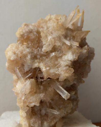 Gypsum<br />Lercara Friddi, Metropolitan City of Palermo Province, Sicily, Italy<br /><br /> (Author: mineralenzo)