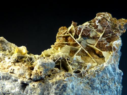 Wulfenita<br />Mina El Centenillo, Cortijo del Humo, Cerro de las Minas, Albuñuelas, Comarca Valle de Lecrín, Granada, Andalucía, España<br />8 x 2,5 cm.<br /> (Autor: Felipe Abolafia)