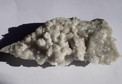 Quartz, Calcite<br />Baimashan tunnel (construction site), Qianbaxia, Wuyishan, Nanping Prefecture, Fujian Province, China<br />8,5 x 5 cm<br /> (Author: Volkmar Stingl)