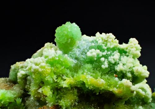 Mimetite, Pyromorphite<br />Shizhuyuan Mine, Dongpo, Yizhang District, Chenzhou Prefecture, Hunan Province, China<br />98 mm x 57 mm x 32 mm<br /> (Author: Don Lum)