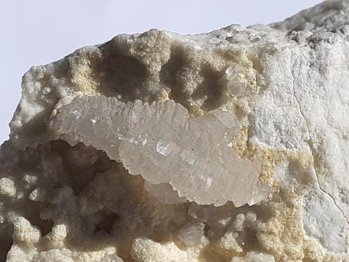 Strontianite<br />Oberdorf an der Laming, Laming Valley, Bruck an der Mur, Styria/Steiermark, Austria<br />8 x 7,5 cm<br /> (Author: Volkmar Stingl)