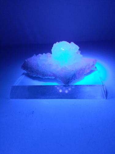 Calcite<br />Retznei, Ehrenhausen an der Weinstrasse, Leibnitz District, Styria/Steiermark, Austria<br />73 x 43 mm<br /> (Author: Sante Celiberti)