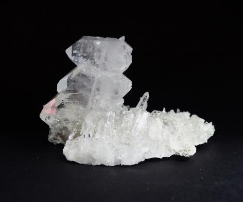 Quartz (variety faden)<br />Diamantina, Jequitinhonha, Minas Gerais, Brazil<br />145 mm x 137 mm<br /> (Author: Don Lum)