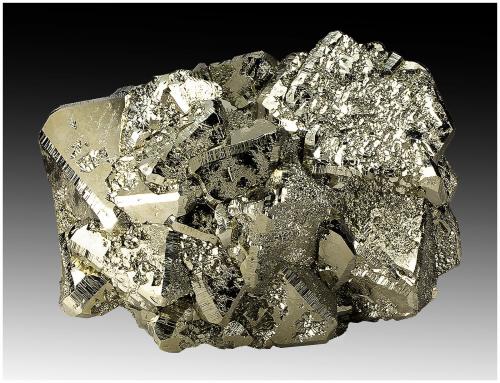 Pyrite<br />Mina Huanzala, Distrito Huallanca, Provincia Dos de Mayo, Departamento Huánuco, Perú<br />22 cm x 18 cm x 8 cm<br /> (Author: silvia)