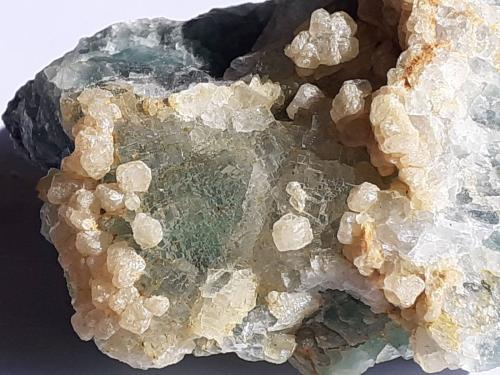 Dolomite, Fluorite<br />Yongping Mine, Yongping, Yanshan, Shangrao Prefecture, Jiangxi Province, China<br />7 x 6,5 cm<br /> (Author: Volkmar Stingl)