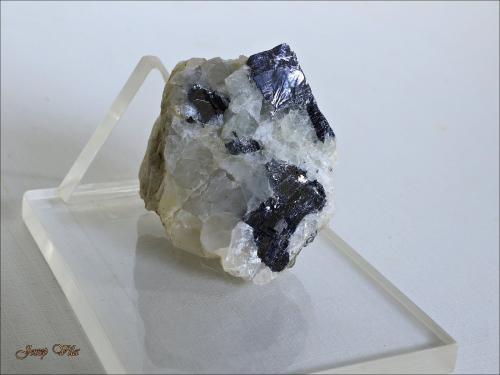Galena<br />Mina Leonor, Minas de Osor, Osor, Comarca La Selva, Gerona / Girona, Cataluña / Catalunya, España<br />40 x 35 x 30 mm.<br /> (Autor: Josep Vila - P.)