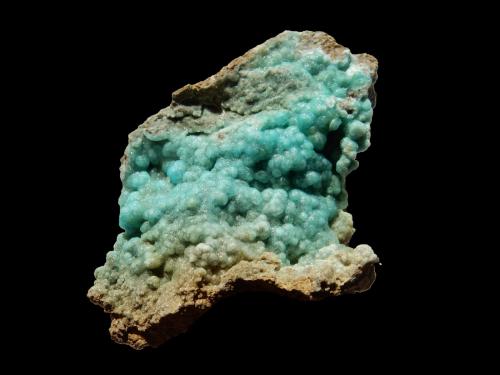 Hemimorphite<br />Kafang Mine, Gejiu, Honghe Prefecture, Yunnan, China<br />67 mm x 27 mm x 22 mm<br /> (Author: Dany Mabillard)