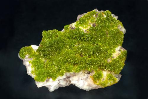 Pyromorphite<br />Chaillac Mine, Chaillac, Le Blanc, Indre, Centre-Val de Loire, France<br />5.4 x 4.2 x 2.1 cm<br /> (Author: Michael Shaw)