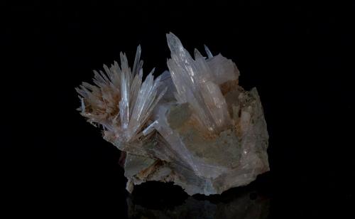 Aragonito<br />Keuper de Bicorp, Bicorp, Comarca Canal de Navarrés, Valencia / València, Comunidad Valenciana / Comunitat Valenciana, España<br />3.8 x 3.3 cm<br /> (Autor: Ángel Rodríguez Benavent)