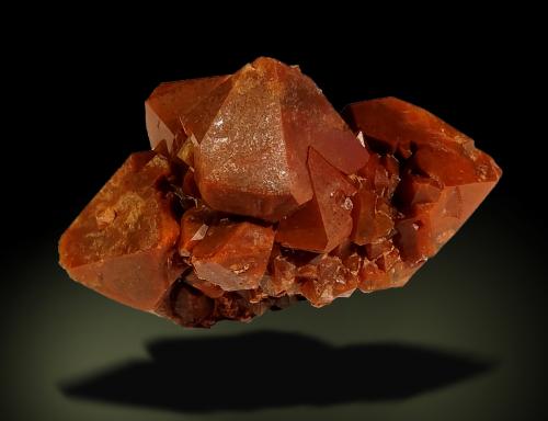 Cuarzo (variedad jacinto de compostela)<br />Chella, Comarca Canal de Navarrés, Valencia / València, Valencian Community / Comunitat Valenciana, Spain<br />26 mm x 18 mm x 15 mm<br /> (Autor: Firmo Espinar)