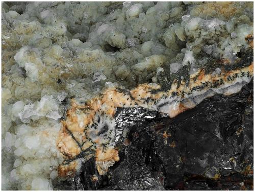 Sphalerite with Calcite<br />Mina Boldut, zona minera Cavnic, Cavnic, Maramures, Rumanía<br />12 cm x 9 cm x 8 cm<br /> (Author: silvia)