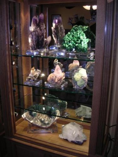 Some larger pieces to keep clean in one of our cabinets. (Author: Gail)
