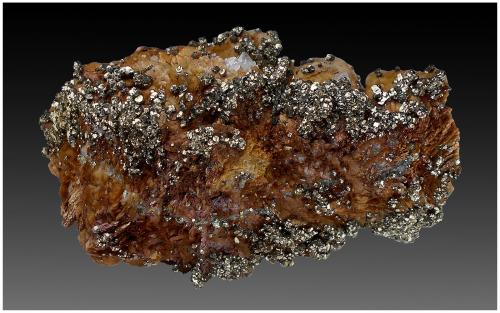 Siderite, Pyrite, Quartz<br />Mina Bou Nahas, zona minera Oumjrane, Comunidad Alnif, Provincia Tinghir, Región Drâa-Tafilalet, Marruecos<br />110 mm x 80 mm x 70 mm<br /> (Author: silvia)