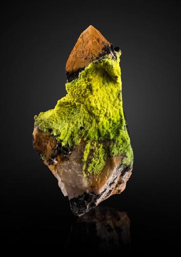 Phurcalite<br />Senhora da Assunção Mine, Aldeia Nova, Ferreira de Aves, Sátão, Viseu District, Portugal<br />10 x 7 x 15 cm<br /> (Author: MIM Museum)