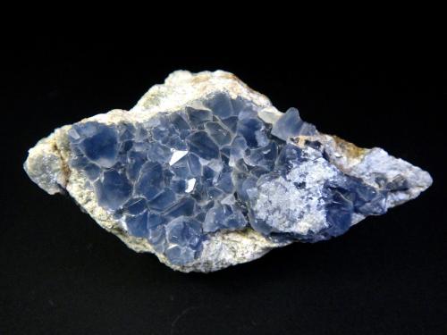 Cuarzo (variedad azul)<br />Concesión Acedo (Cantera Juanona), Juanona, Antequera, Comarca de Antequera, Málaga, Andalucía, España<br />5 x 2,5 cm.<br /> (Autor: Antonio P. López)