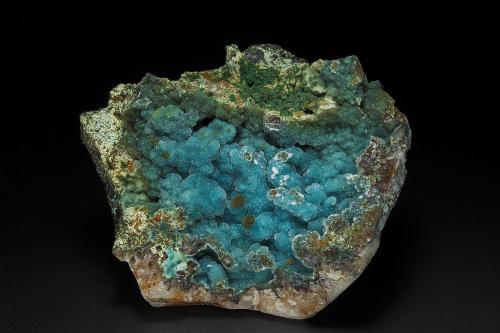 Quartz, Chrysocolla, Malachite<br />Mount Glorious Mine, Cloncurry, Cloncurry Shire, Queensland, Australia<br />10.1 x 8.7 cm<br /> (Author: am mizunaka)