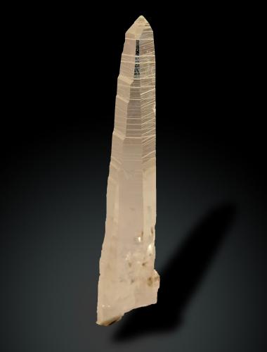 Quartz<br />Municipio La Belleza, Vélez Province, Santander Department, Colombia<br />62 mm x 12 mm x 8 mm<br /> (Author: Firmo Espinar)