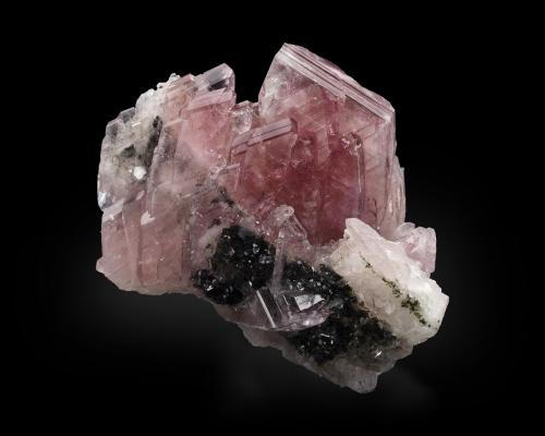 Albita<br />Ganadao (Gandao Hill), Mohmand District, Peshawar Division, Khyber Pakhtunkhwa Province, Pakistan<br />8 x 6,5 x 4 cm<br /> (Autor: Museo MIM)