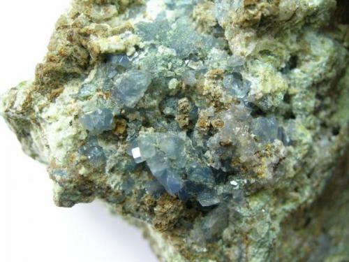 Blue Quartz. (Some crystals are cubics)
Los Vives - Orihuela - Alicante (Spain)
Size of the specimen: 50x50mm (Author: trencapedres)