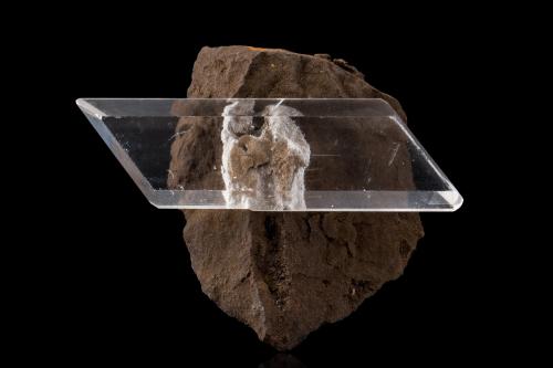 Yeso<br />Gibraltar Mine, Cueva de las Espadas, Naica, Municipio Saucillo, Chihuahua, Mexico<br />14 x 11 x 8 cm<br /> (Autor: Museo MIM)