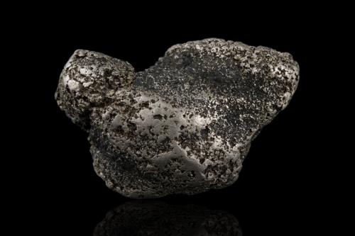 Platino<br />Macizo Konder, Aldan shield, Distrito Ayan-Maya, Khabarovsk Krai, Rusia<br />7 x 5 x 3 cm<br /> (Autor: Museo MIM)