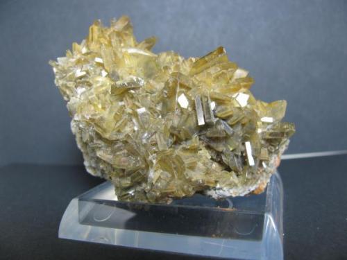 Barite<br /><br /><br /> (Author: Linda Smith)